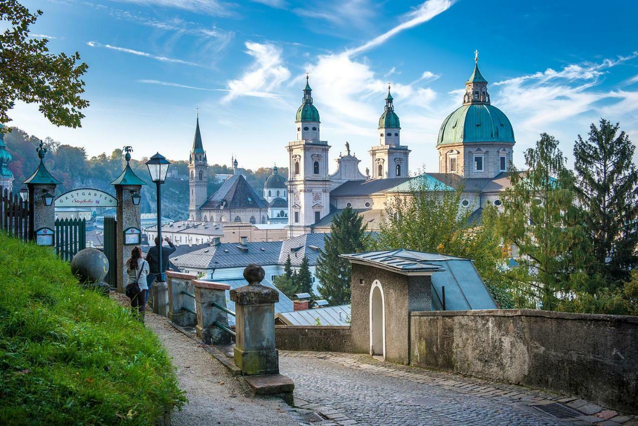 Mozarts Salzburg City Retreat Bagian luar foto